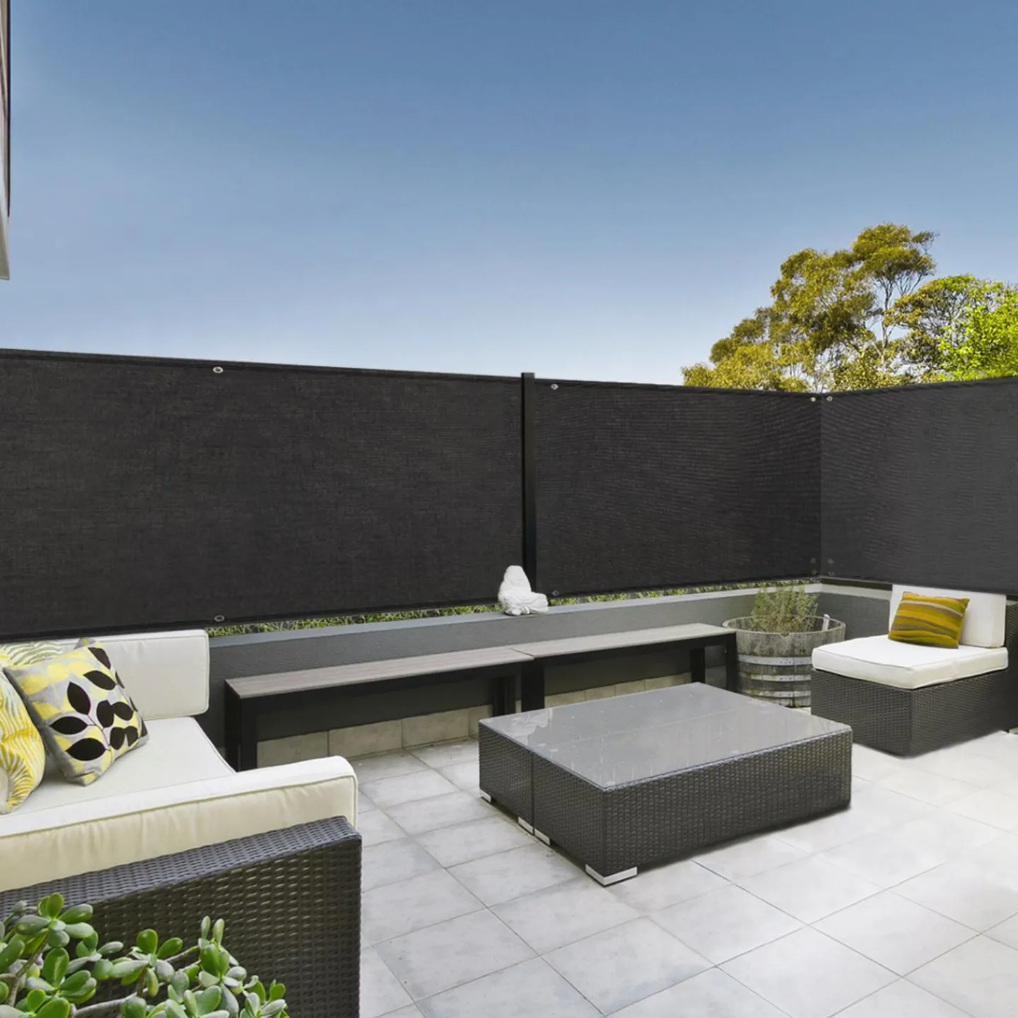 Brise vue noir 1,8 m x 10 m occultant et résistant 400 g/m²*IDMarket Online