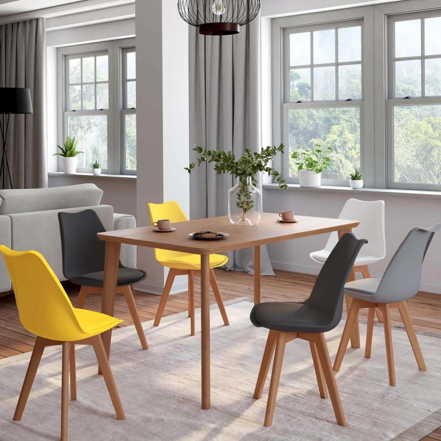 Chaises scandinaves mix color grises, blanches et jaunes*IDMarket Best