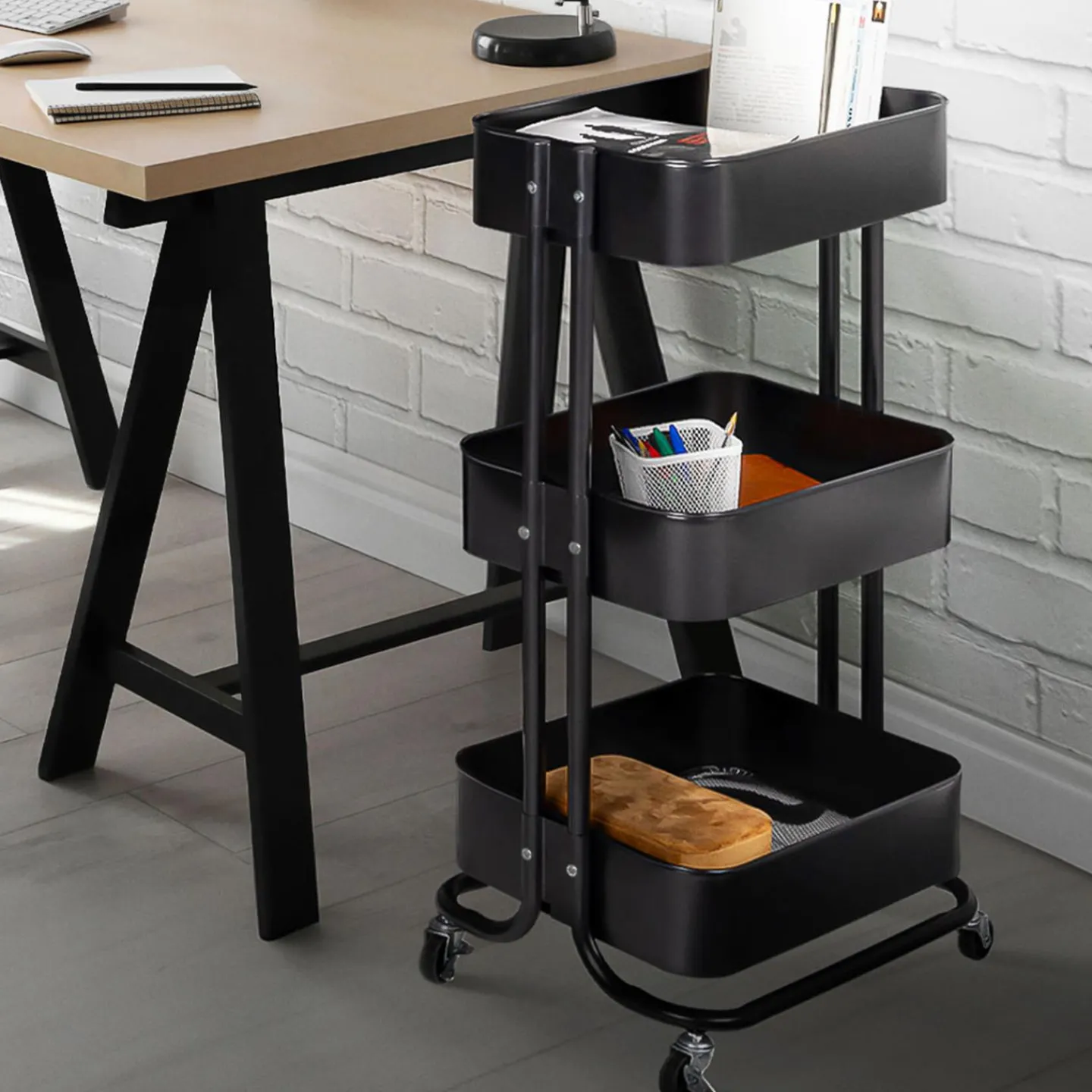 Chariot desserte à roulettes en acier noir*IDMarket Clearance