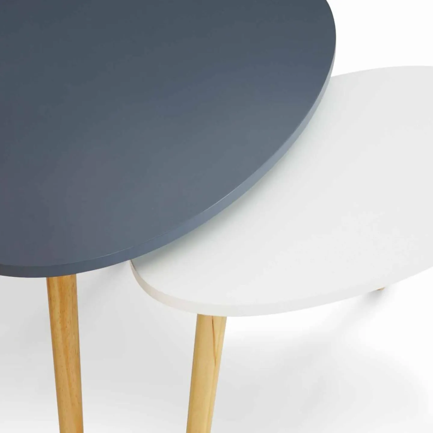 Lot de 2 tables gigognes scandinaves laquées blanc et gris*IDMarket Discount