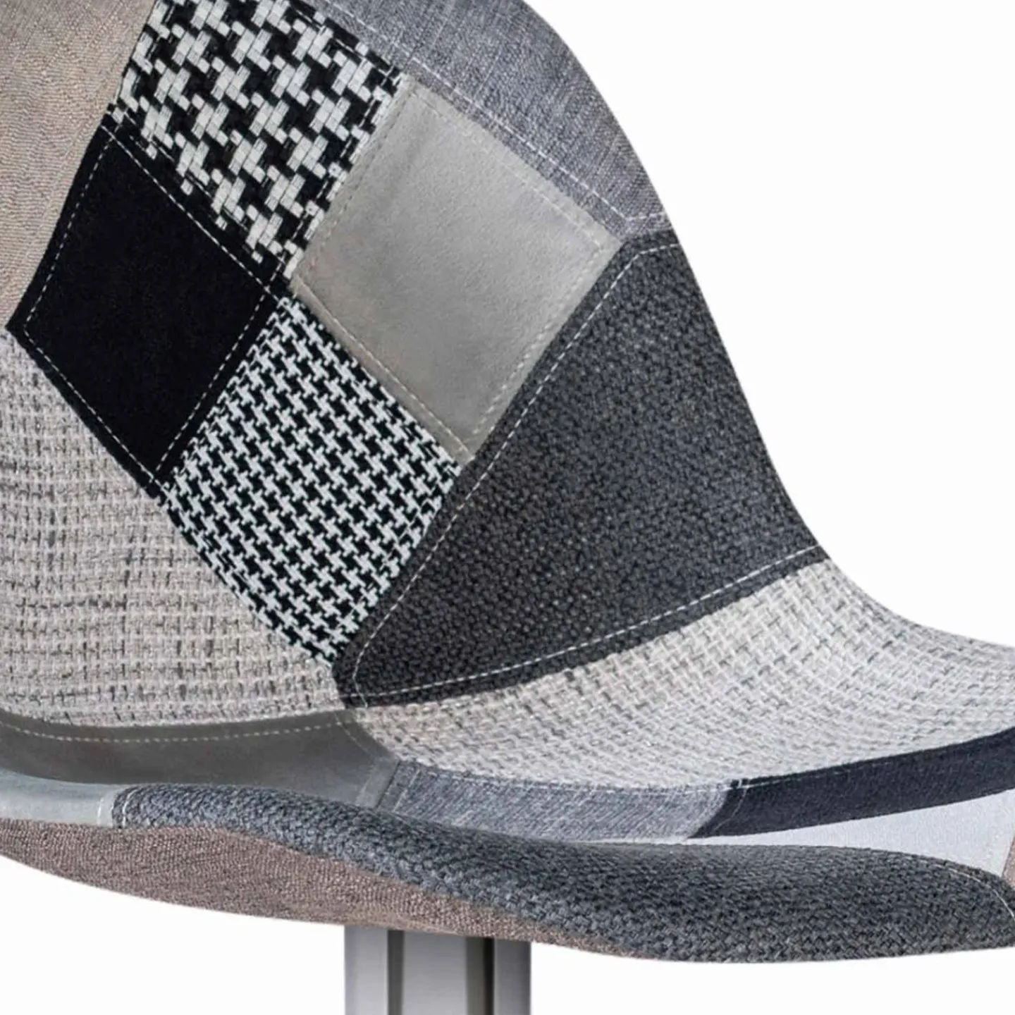 Lot de 2 tabourets de bar design pied chromé assise patchwork noir, gris et blanc*IDMarket Discount