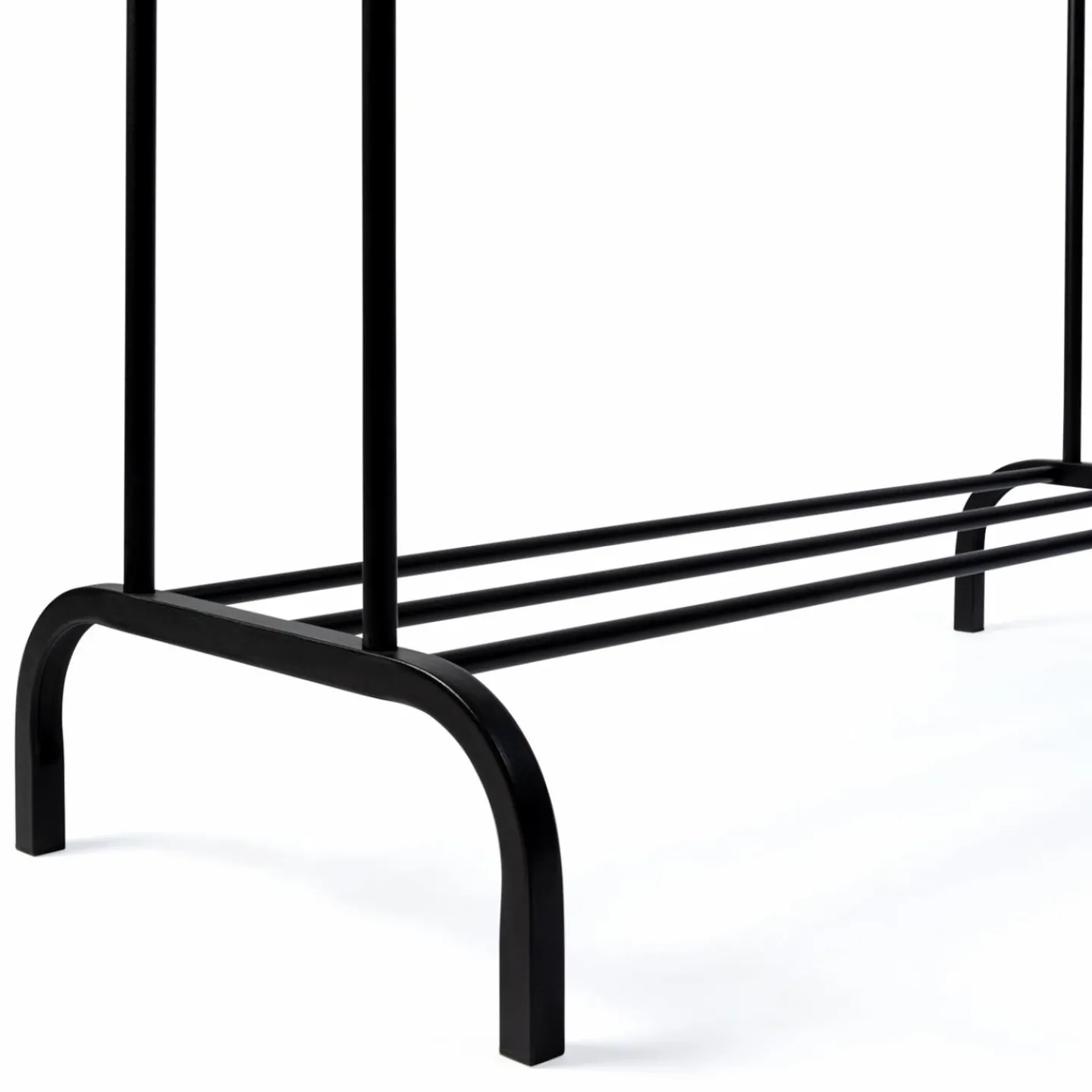 Portant vêtements double en métal noir avec étagère à chaussures*IDMarket Online