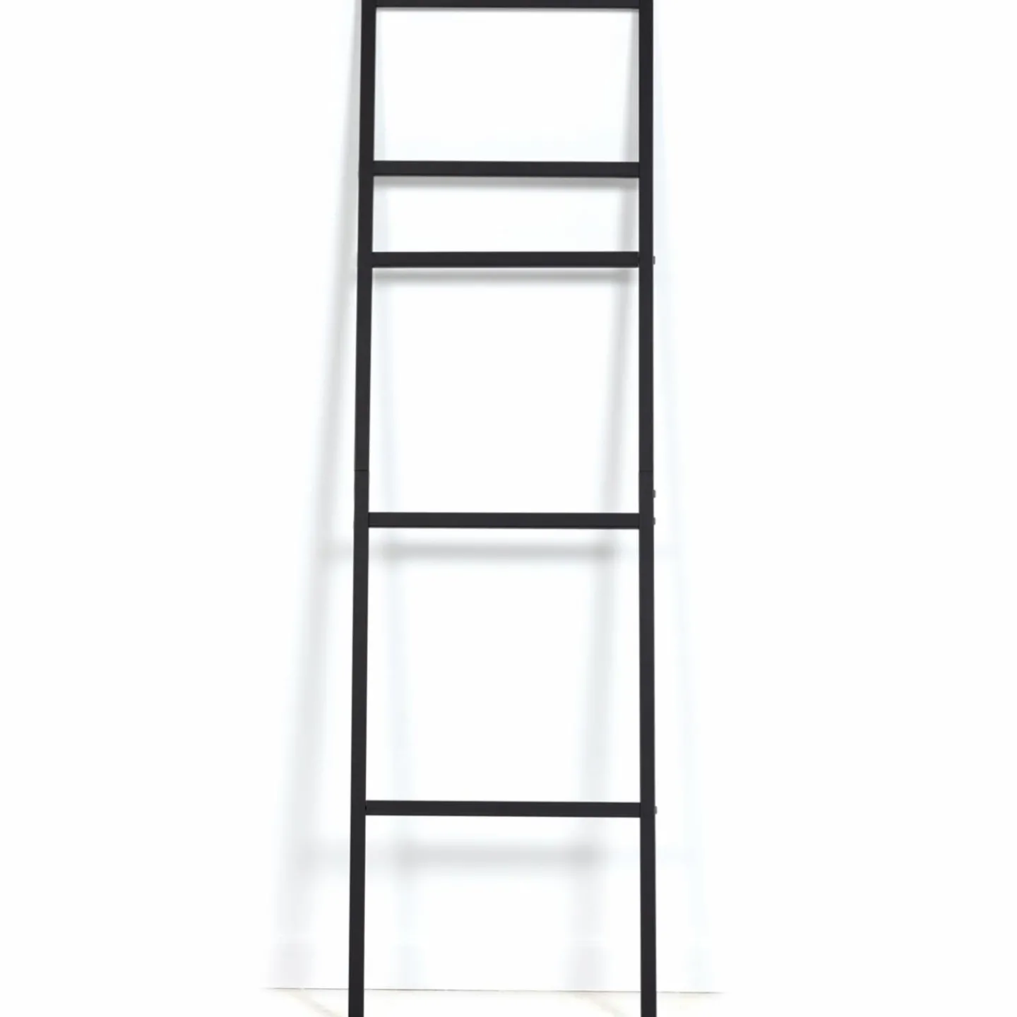 Porte-serviettes échelle pour salle de bain en métal noir*IDMarket Best