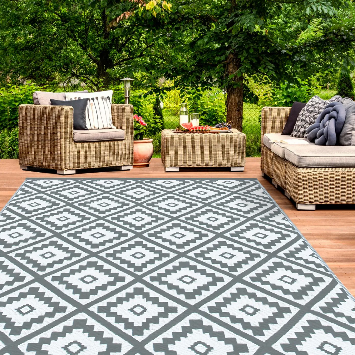 Tapis extérieur terrasse motifs géométriques gris et blanc*IDMarket Online